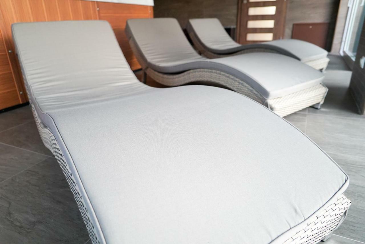 Luxury Villa Moraván Kültér fotó