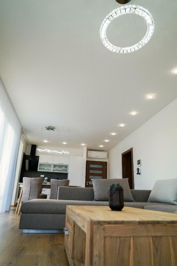 Luxury Villa Moraván Kültér fotó