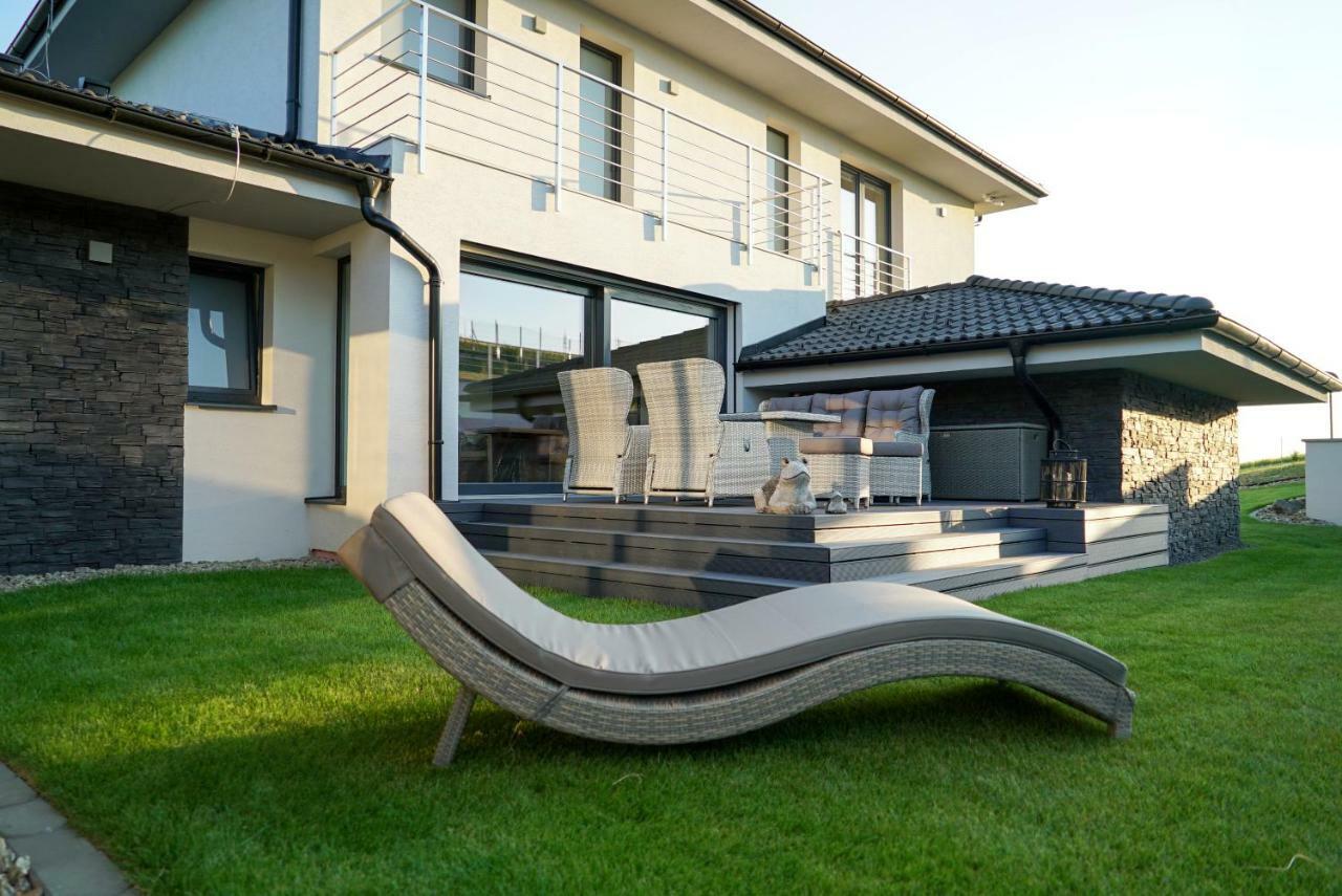 Luxury Villa Moraván Kültér fotó