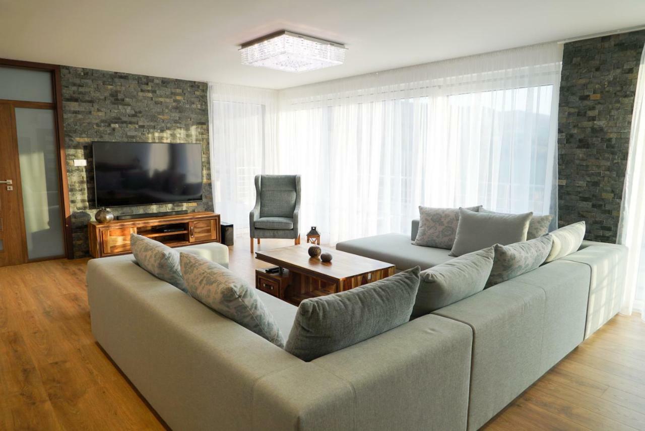 Luxury Villa Moraván Kültér fotó