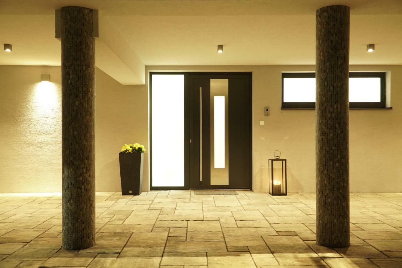 Luxury Villa Moraván Kültér fotó